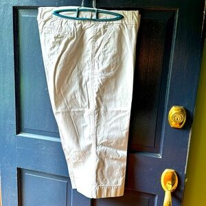 Women’s Gap Brand Cropped Chino Capri Pants